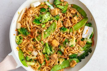 Peanut Tofu Noodles with Veggies