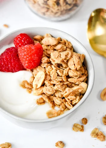 Easy Peanut Butter Granola