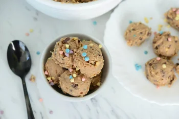 No Bake Cookie Dough Bites