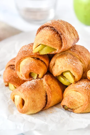 Air Fryer Apple Pie Crescent Rolls