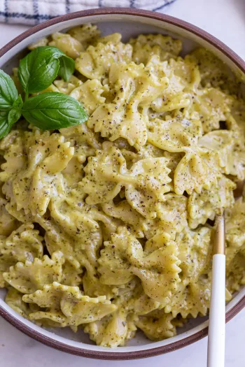 Pesto Cream Sauce (10 minutes!)