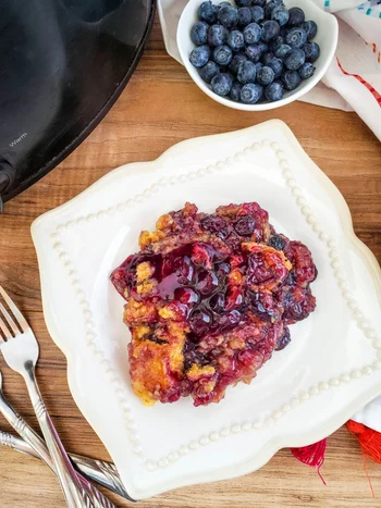 Crockpot Blueberry Lemon Dump Cake