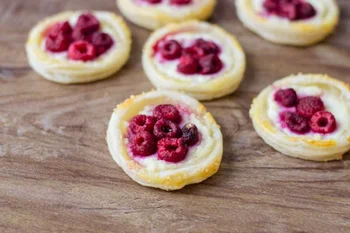 Mini Raspberry Tarts
