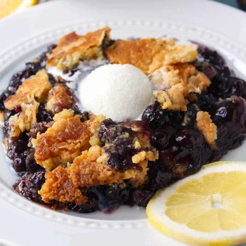 Easy Blueberry Dump Cake
