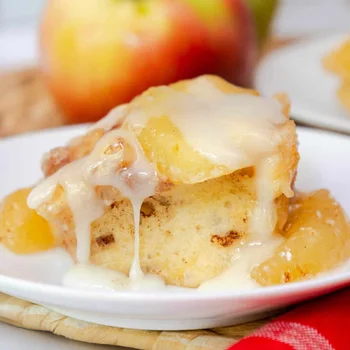 3-Ingredient Apple Cinnamon Roll Bake