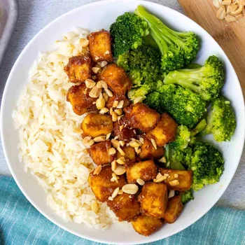 Baked Tofu with Peanut Sauce