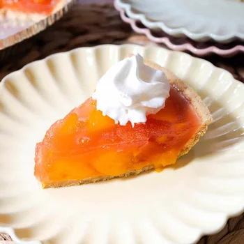 Peach Jello Pie with Canned Peaches