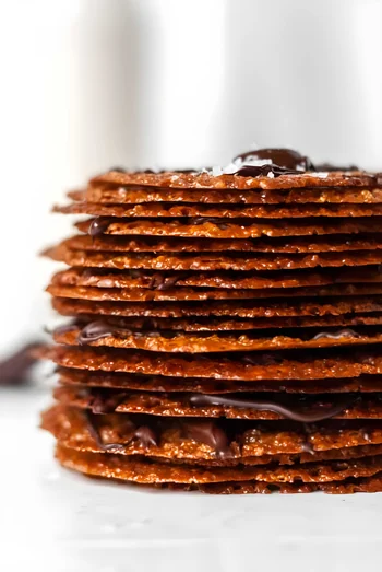 Crispy Almond Flour Lace Cookies (Gluten Free)