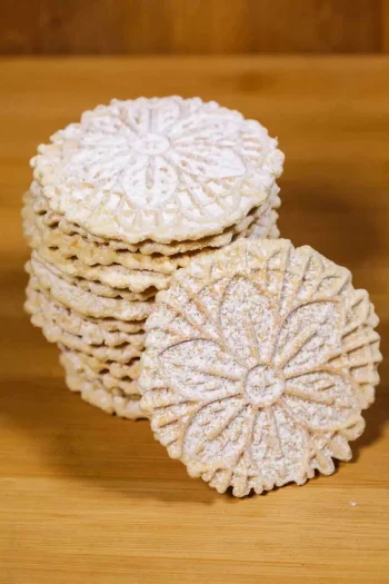 Pizzelle Cookies (Italian Waffle Cookies)
