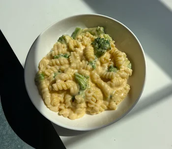 Broccoli Cheddar Mac & Cheese