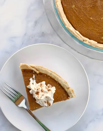 Vegan Pumpkin Pie with Coconut Milk