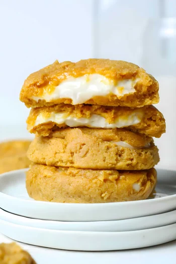 Pumpkin Cheesecake Cookies