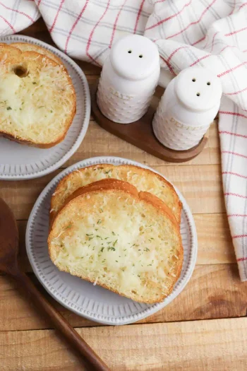 Air Fryer Garlic Bread