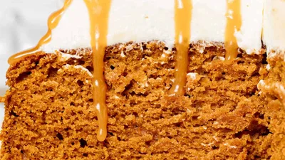 Salted Caramel Pumpkin Cake