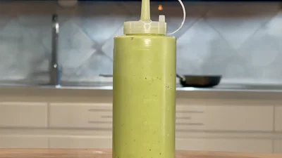 Creamy Avocado Garlic Sauce