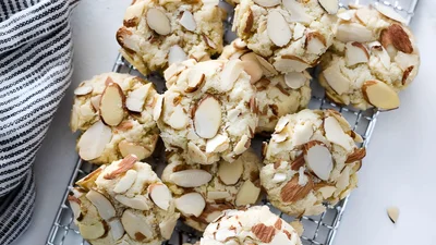 Greek Almond Cookies (Amygdalota)