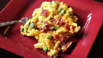 Jalapeño Cheddar Scramble